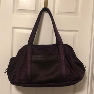 Lululemon Everywhere Duffle- LIKE NEW